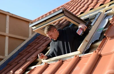 Pose de fenêtres de toit Velux à Andornay